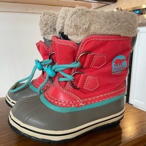 Sorel kids (8 toddler) winter boots
